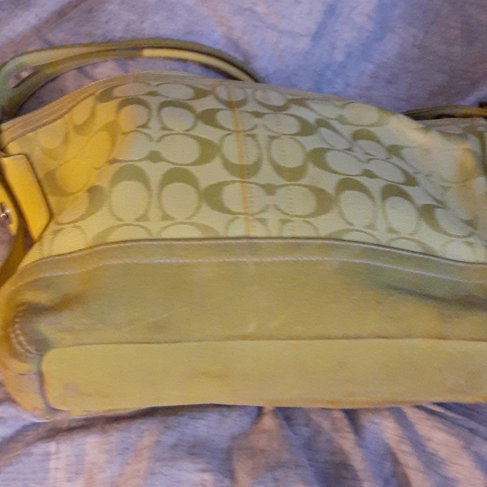 Coach Purse some wear see all pictures - Picture 3 of 6